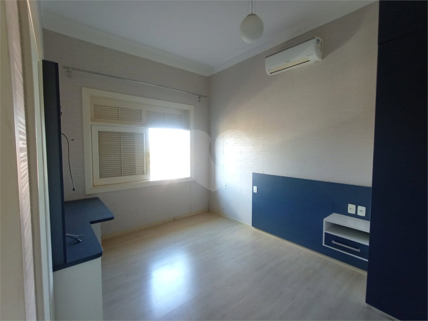 Casa à venda com 3 suítes em Vila Nastri, Itapetininga, SP
