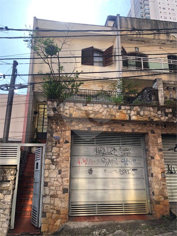 Sobrado à venda com 4 quartos em Santana, São Paulo, SP