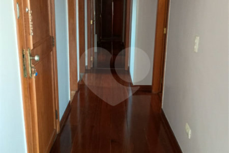 Apartamento à venda ou para alugar com 4 quartos, sendo 1 suíte,  em Vila Andrade, São Paulo, SP