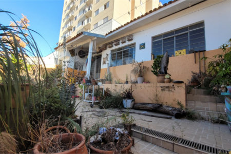 Casa à venda com 5 quartos, sendo 1 suíte, em Vila Hortência, Sorocaba, SP