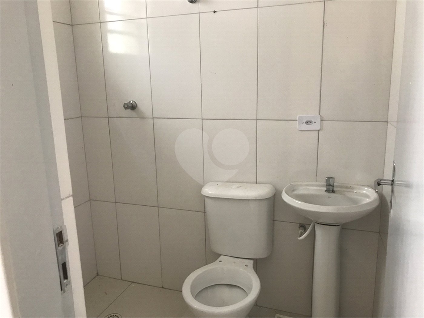 Casa à venda com 4 quartos, sendo 1 suíte, em Santana, São Paulo, SP
