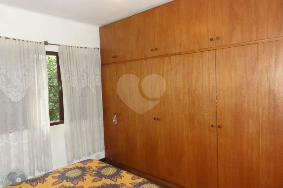 Sobrado à venda com 3 quartos em Água Fria, São Paulo, SP