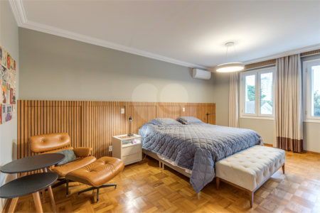 Sobrado à venda com 5 quartos, sendo 3 suítes,  em Alto da Boa Vista, São Paulo, SP
