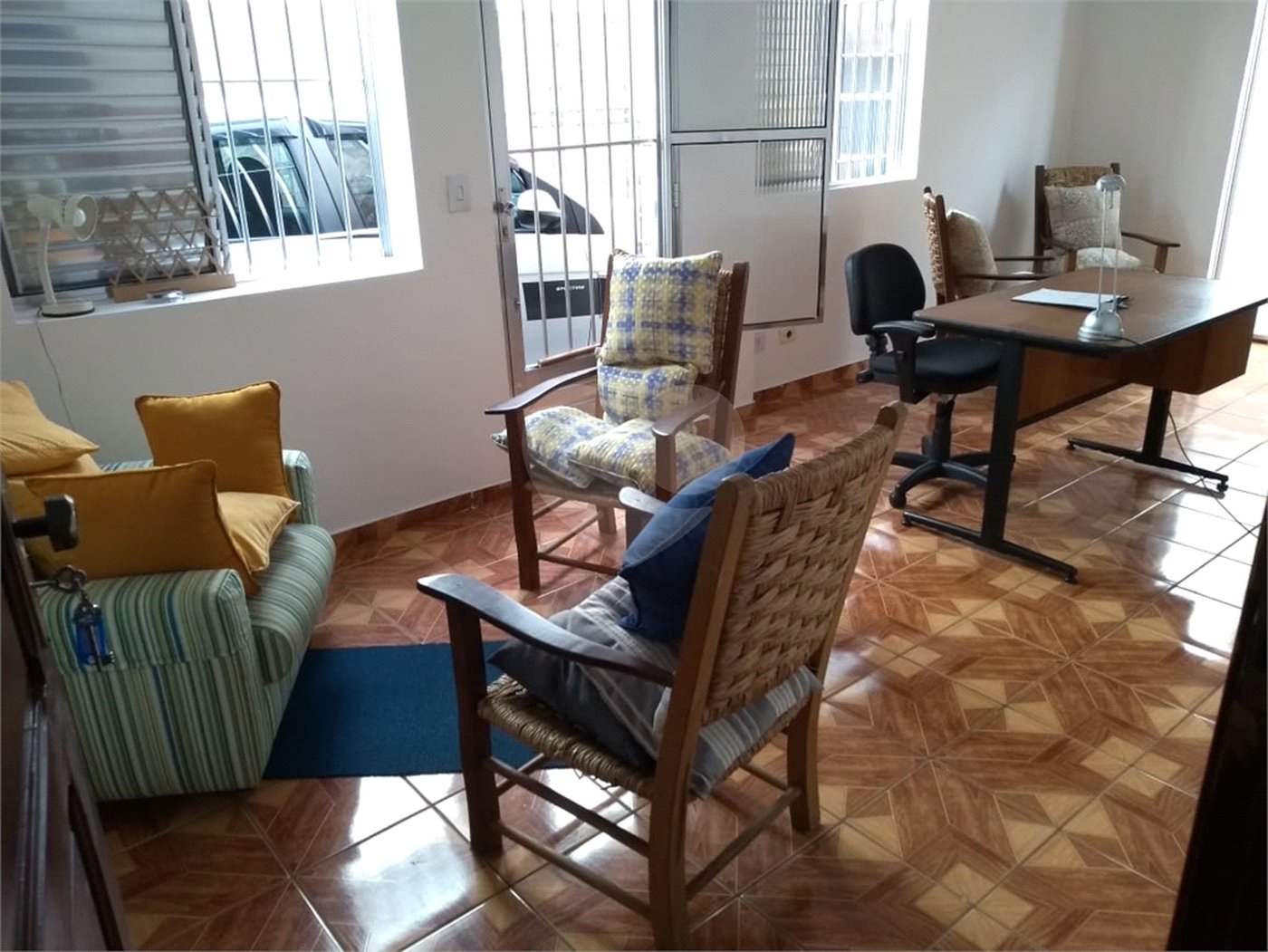 Casa Térrea à venda ou para alugar com 4 quartos, sendo 1 suíte, em Jardim Aeroporto, São Paulo, SP