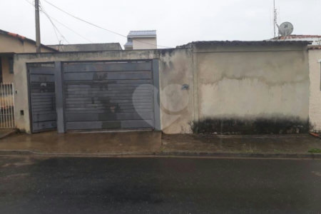 Casa à venda com 3 quartos em Jardim Serrano, Votorantim, SP