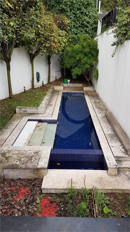 Casa à venda com 3 suítes no condomínio Palm Lane, São Paulo - SP