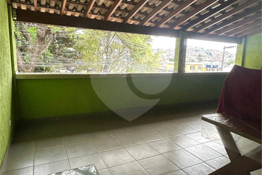 Sobrado à venda com 3 quartos, sendo 1 suíte, em Vila Nova Cachoeirinha, São Paulo, SP