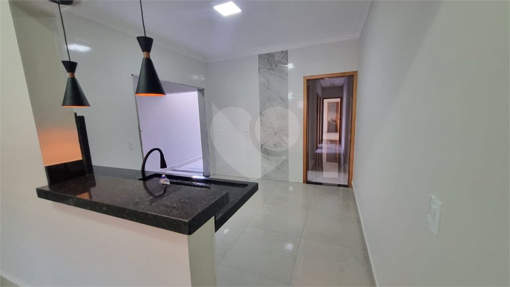 Casa à venda com 3 quartos, sendo 1 suíte, em Vila Brizzola, Indaiatuba, SP