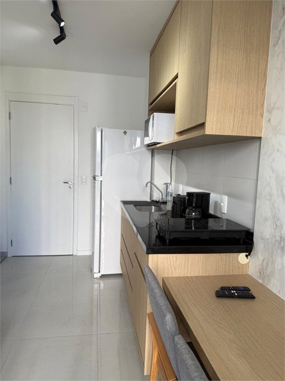 Apartamento para alugar com 1 suíte em Pinheiros, São Paulo, SP
