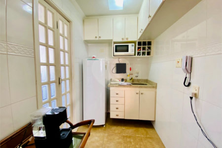 Apartamento à venda com 1 quarto em Real Parque, São Paulo, SP