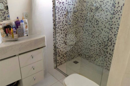 Casa à venda com 3 suítes no condomínio Residencial Jardim Paulista I, Vinhedo - SP