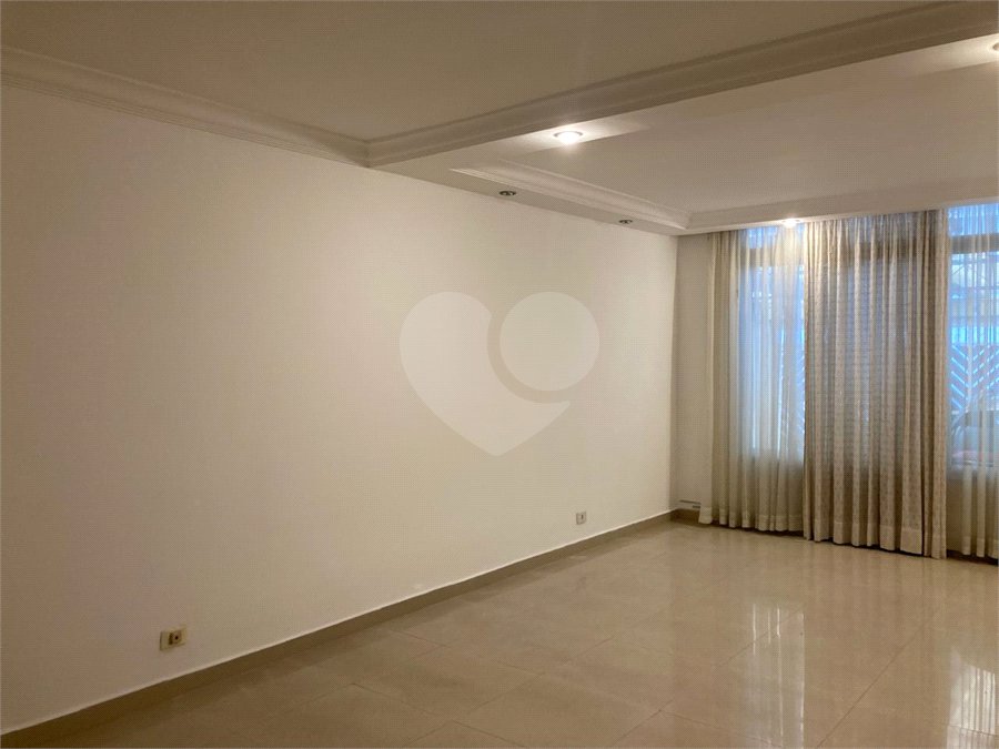 Casa para alugar com 3 quartos, sendo 1 suíte, em Santo Amaro, São Paulo, SP