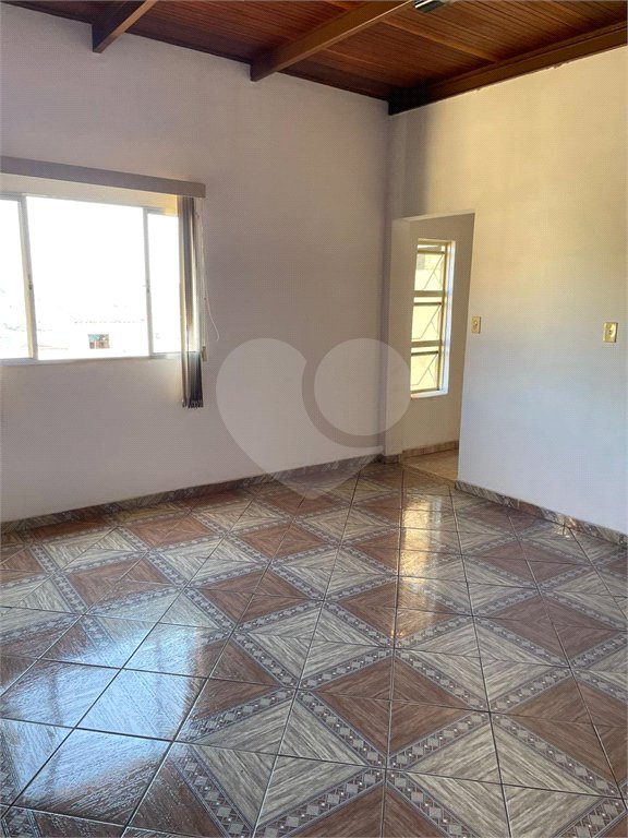 Casa à venda com 4 quartos em Jardim Cruz Alta, Várzea Paulista, SP