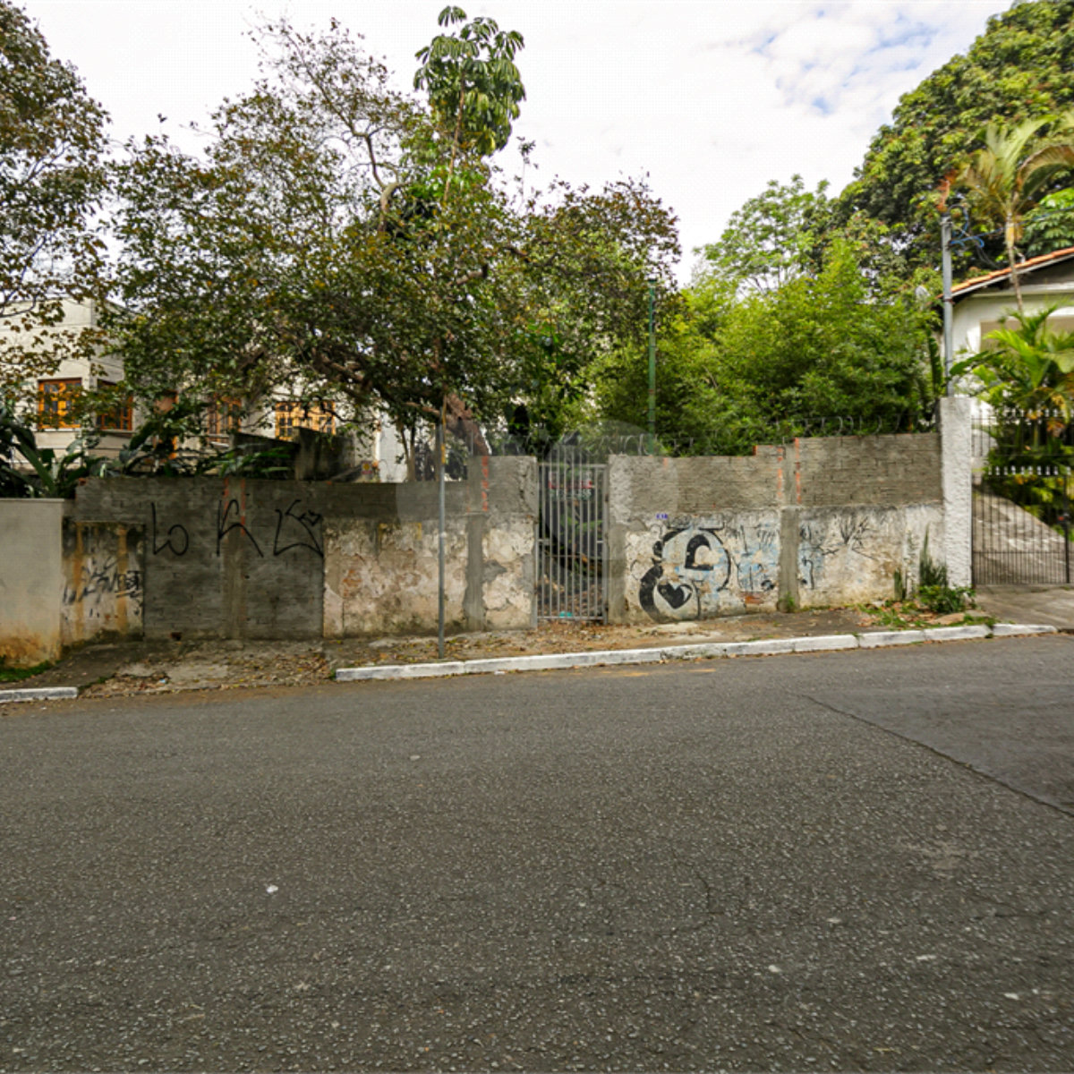 Terreno à venda em Jardim Prudência, São Paulo, SP