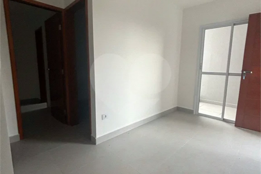 Casa à venda com 2 quartos, sendo 1 suíte, no condomínio Maracujas, São Paulo - SP