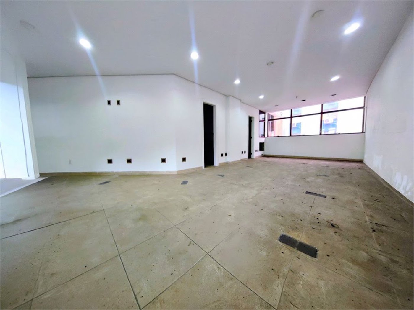 Sala Comercial para locação, Vila Nova, Santos - SA0073.