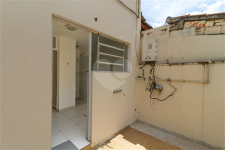 Sobrado à venda com 3 quartos, sendo 1 suíte, em Vila Olímpia, São Paulo, SP