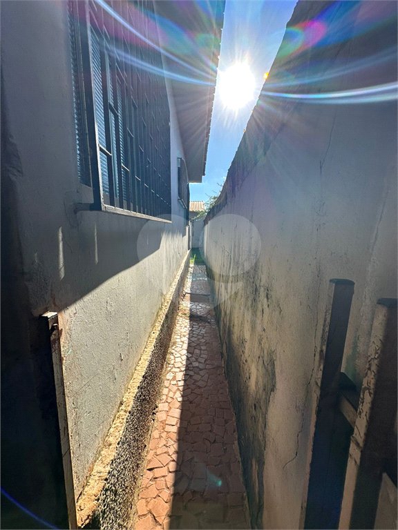 Casa à venda com 4 quartos, sendo 1 suíte,  em Jardim Estoril, Ponta Porã, MS