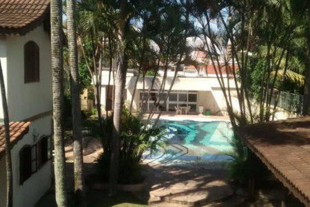Casa à venda com 4 quartos, sendo 2 suítes, em Brooklin Velho, São Paulo, SP