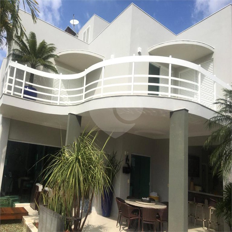 Casa à venda com 3 suítes no condomínio Jardim Vila Paradiso, Indaiatuba - SP