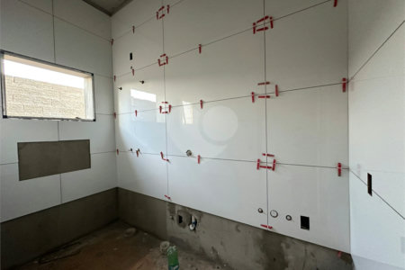 Casa à venda com 3 suítes no condomínio Golden Ville, Itapetininga - SP