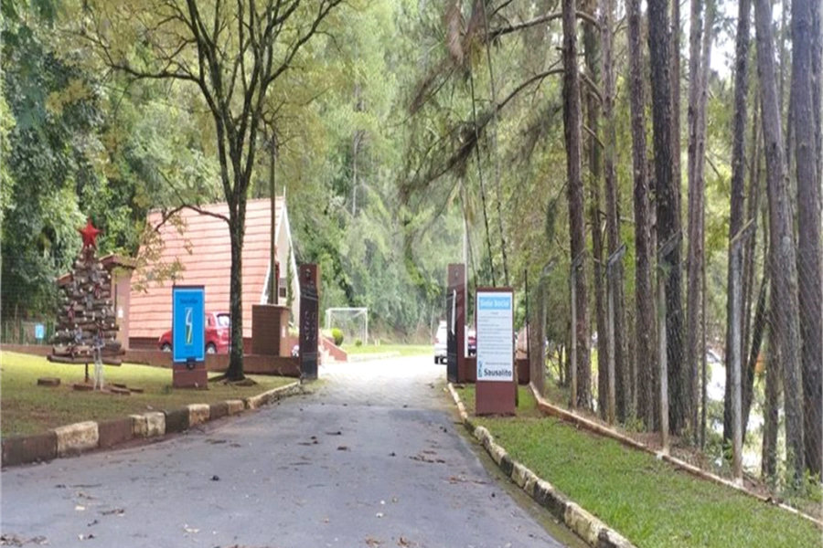 Casa à venda com 3 suítes no condomínio Sausalito, Mairiporã - SP