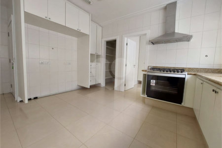 Casa à venda com 4 suítes no condomínio Residencial Morumbi, São Paulo - SP