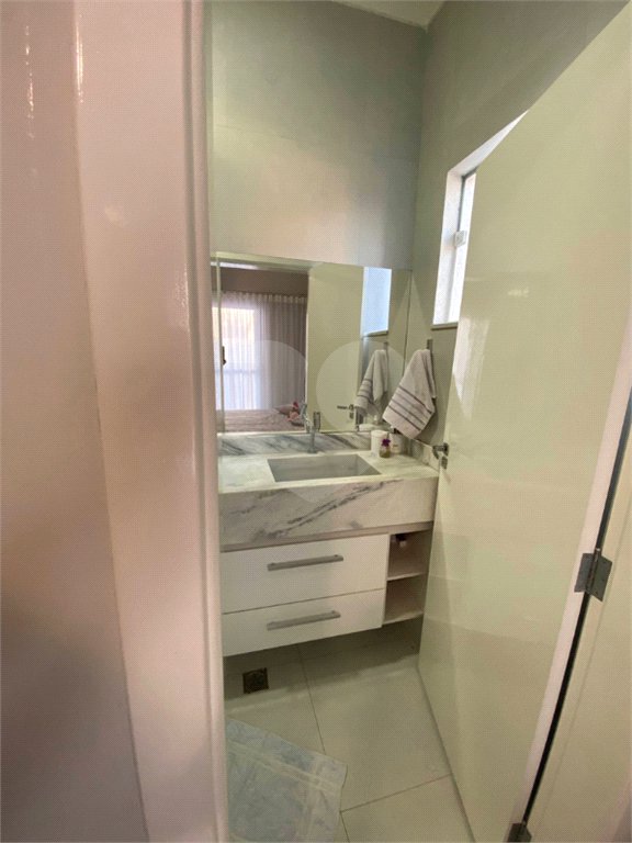 Casa à venda com 3 suítes no condomínio Campos do Conde I, Paulínia - SP