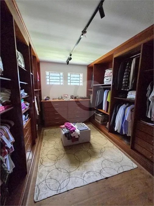 Condomínio à venda com 6 suítes em Cumbari, Mairiporã, SP