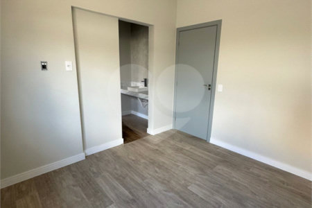 Casa à venda com 3 quartos, sendo 1 suíte, no condomínio Reserva Central Parque, Salto - SP