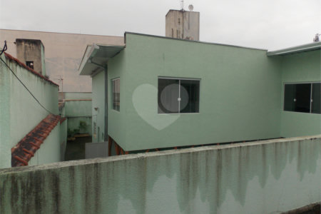 Casa à venda ou para alugar com 15 quartos, sendo 5 suítes,  no Centro, Atibaia, SP