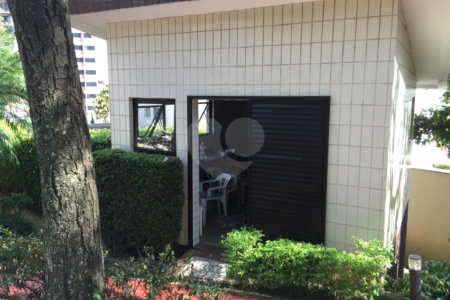 Apartamento à venda com 4 quartos, sendo 3 suítes, em Bosque da Saúde, São Paulo, SP
