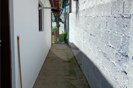 Casa Térrea à venda com 3 quartos em Guaxinduva, Atibaia, SP