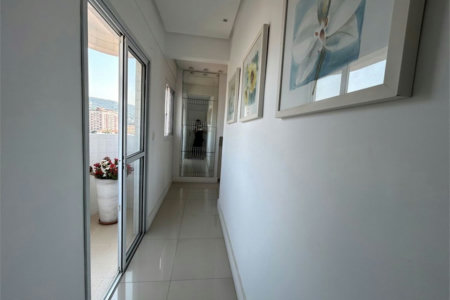 Apartamento com 3 dormitórios à venda, 110 m² por R$ 950.000,00 - Campo Grande - Santos/SP
