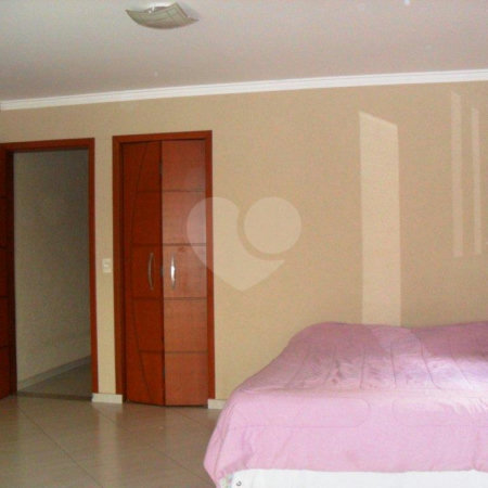 Sobrado à venda com 3 quartos, sendo 1 suíte, em Vila Mazzei, São Paulo, SP