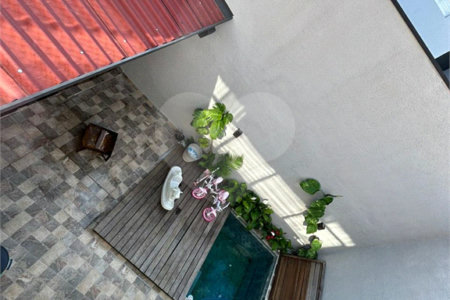 Sobrado à venda com 3 quartos, sendo 1 suíte,  em Villa Di Cesar, Mogi das Cruzes, SP