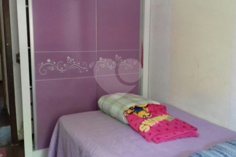 Sobrado à venda com 4 quartos, sendo 2 suítes, em City Recanto Anastácio, São Paulo, SP