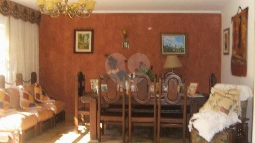 Casa Térrea à venda com 3 quartos, sendo 1 suíte, em Vila Albertina, São Paulo, SP