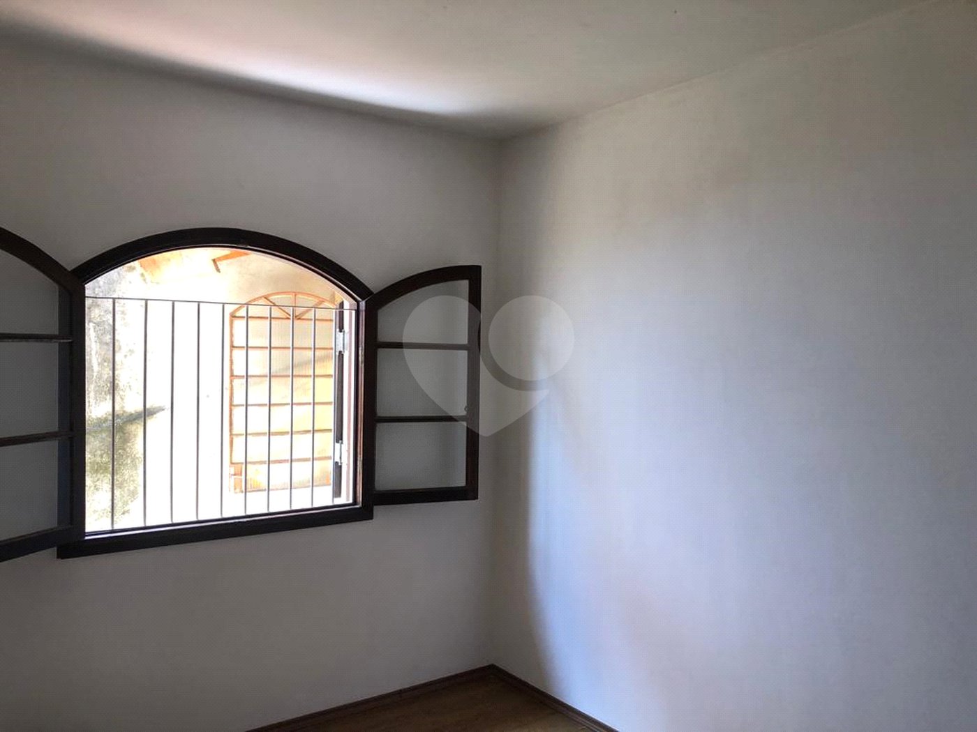 Casa à venda com 5 quartos, sendo 1 suíte, em Serra da Cantareira, Mairiporã, SP
