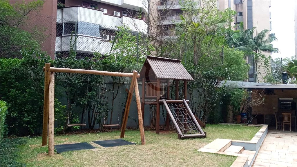 Apartamento à venda ou para alugar com 4 quartos, sendo 2 suítes,  em Vila Sônia, São Paulo, SP