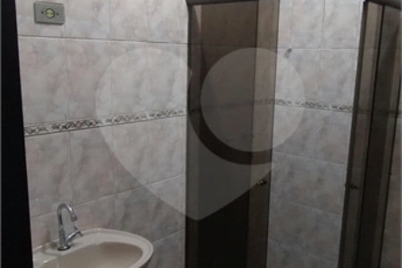 Sobrado à venda com 4 quartos, sendo 1 suíte, em Vila Nivi, São Paulo, SP