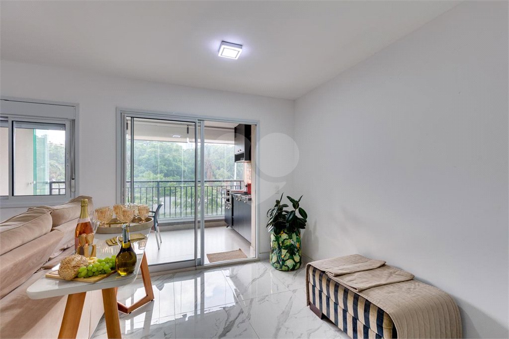 Apartamento à venda com 2 suítes em Santo Amaro, São Paulo, SP
