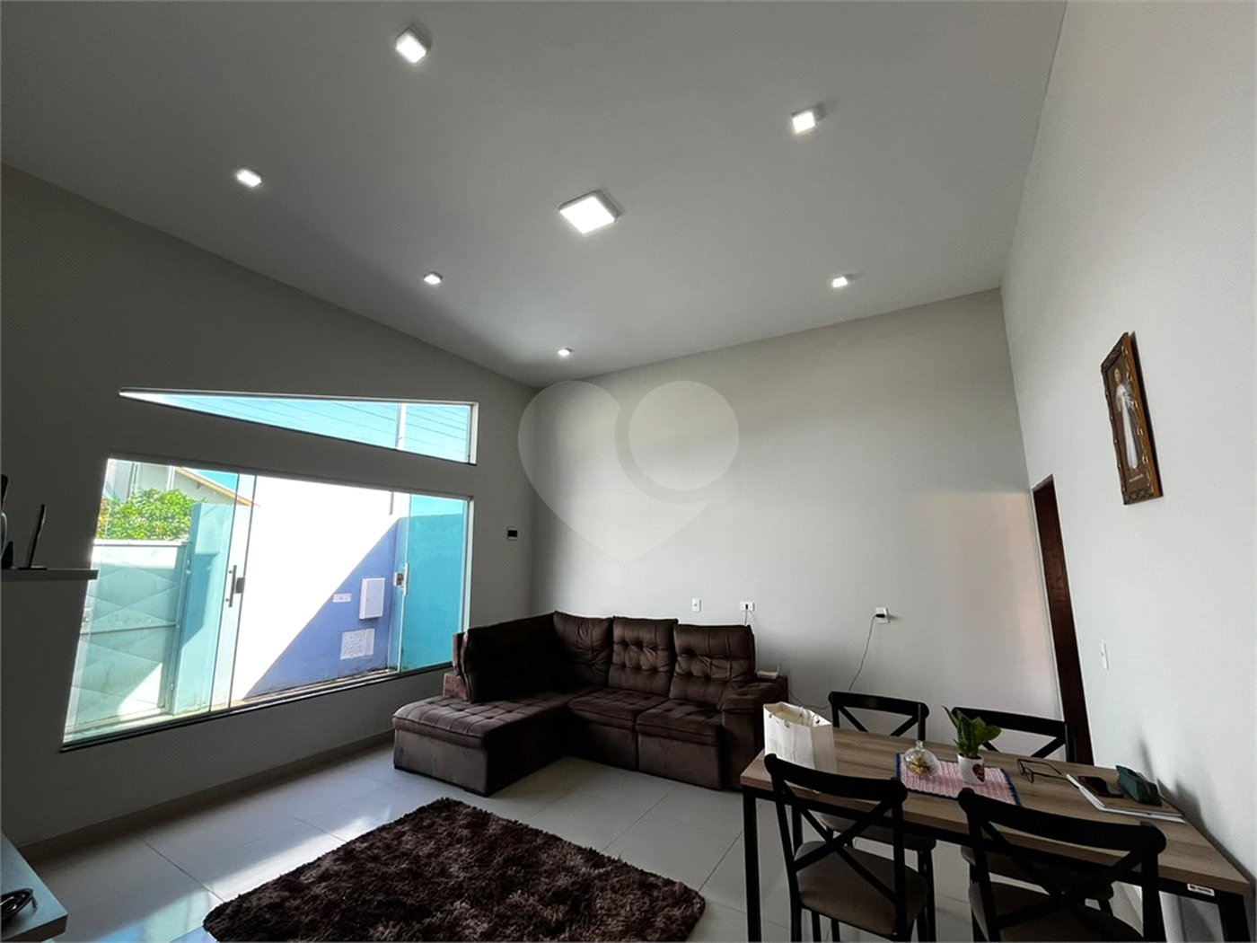 Casa à venda com 3 quartos, sendo 1 suíte, em Jardim Monte Santo, Itapetininga, SP