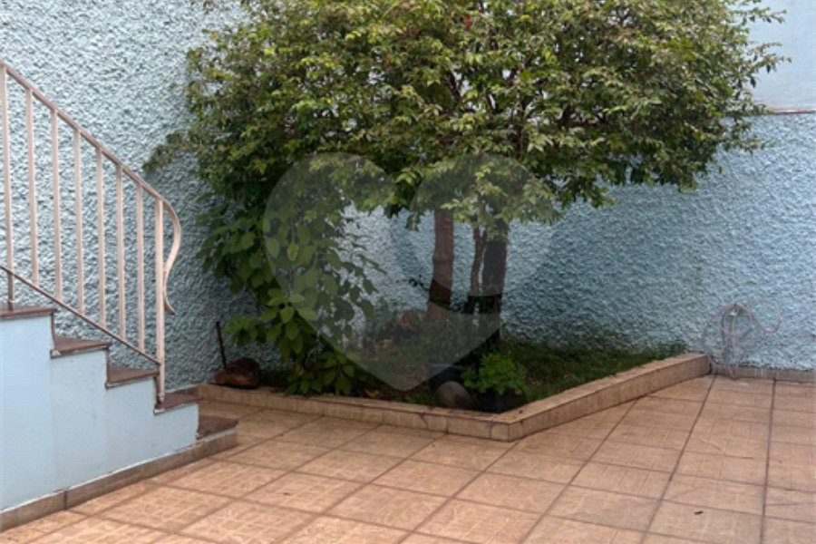 Sobrado à venda com 4 quartos, sendo 3 suítes, em Santana, São Paulo, SP