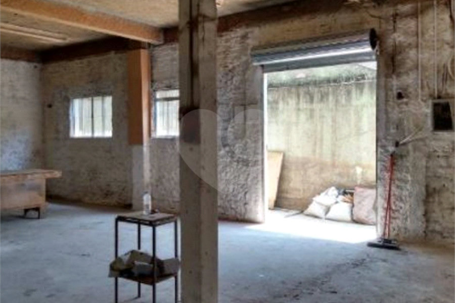 Sobrado à venda com 6 quartos em Cangaíba, São Paulo, SP