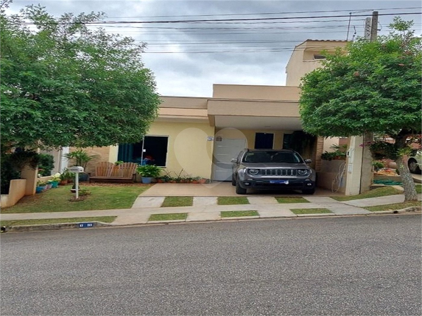 Casa à venda com 3 quartos, sendo 1 suíte,  no condomínio Golden Park Residence II, Sorocaba - SP