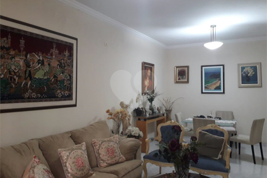 Casa à venda com 6 quartos, sendo 2 suítes, em Tatuapé, São Paulo, SP