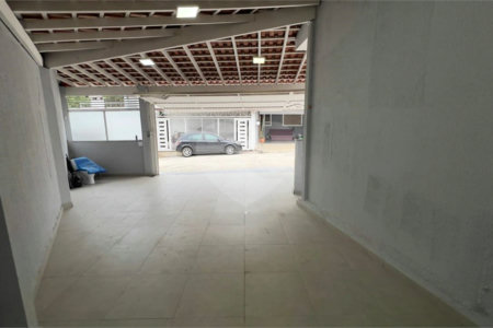 Casa à venda com 3 quartos, sendo 1 suíte,  no condomínio Jardim das Flores, Sorocaba - SP