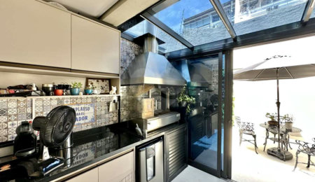Casa à venda com 2 suítes no condomínio Gran Loft, Cotia - SP