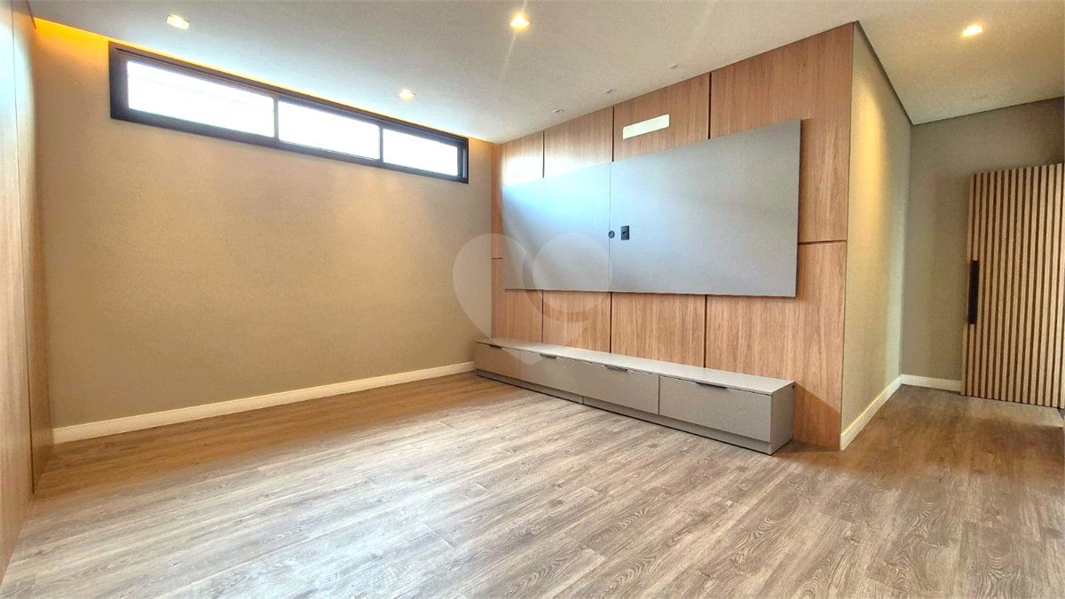 Casa à venda com 4 suítes no condomínio Residencial Saint Patrick, Sorocaba - SP